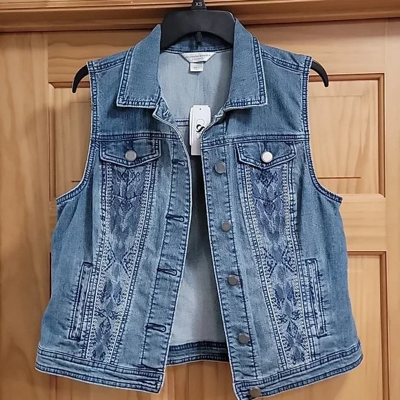 NWT Christopher & Banks Jean Vest - Picture 1 of 6